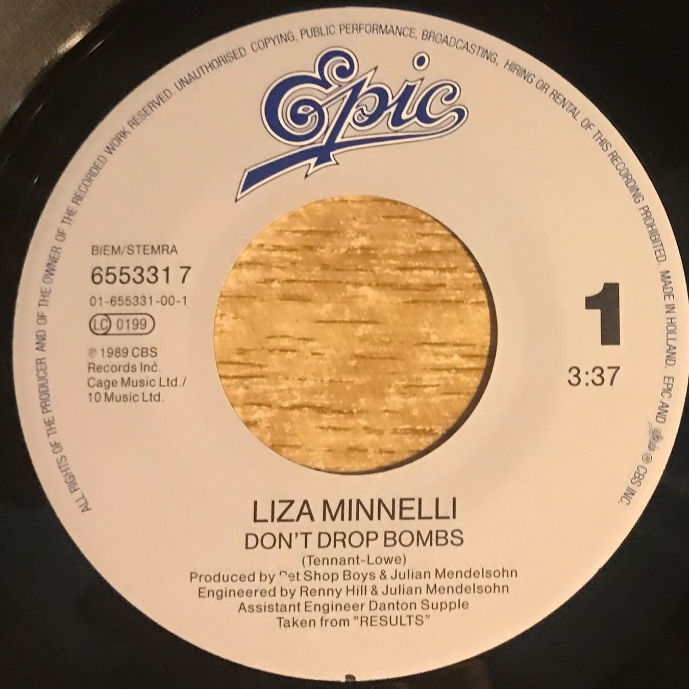 Schallplatten: LIZA MINNELLI - DON'T DROP BOMBS – Gebraucht aus Bussigny von vinyl-pas-cher 2