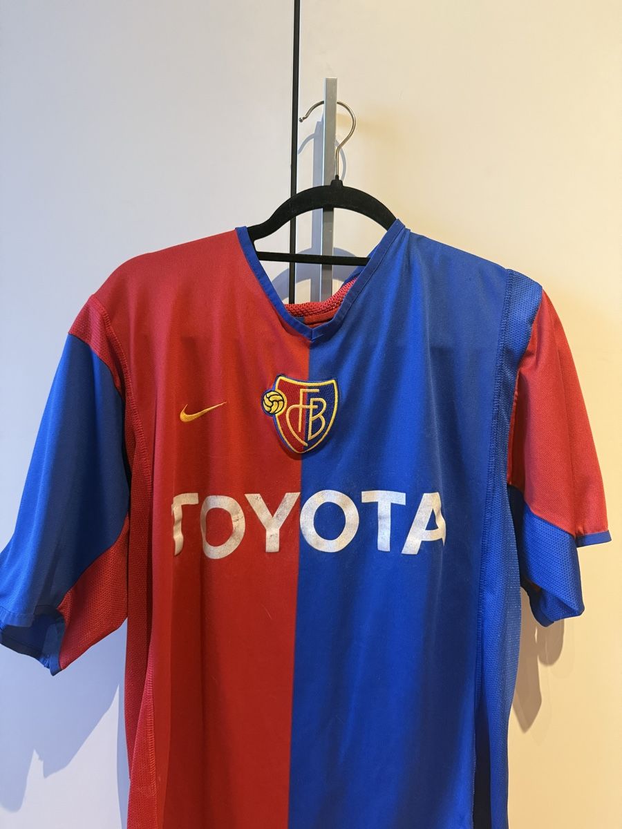 FC Basel Canottiere & Pantaloni: FC Basel Ivan Eric Trikot L – Usato da Basel venduto da Der_Bieter 1