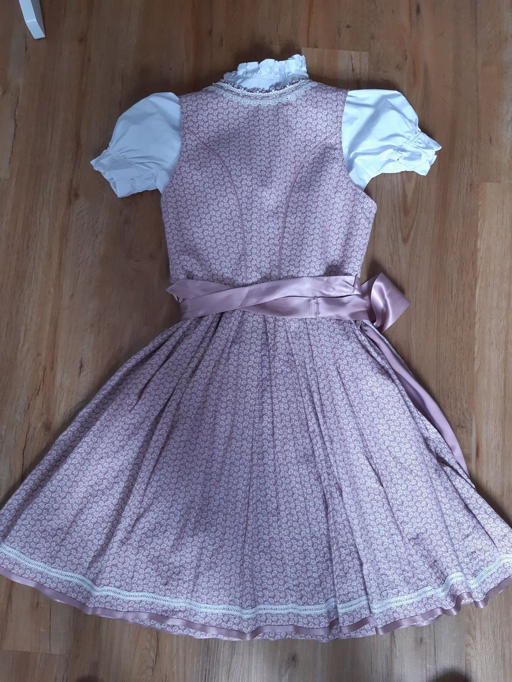 Krüger Kleider & Röcke: wunderschönes Kinderdirndl – Gebraucht aus Waldkirch von Parry01 3