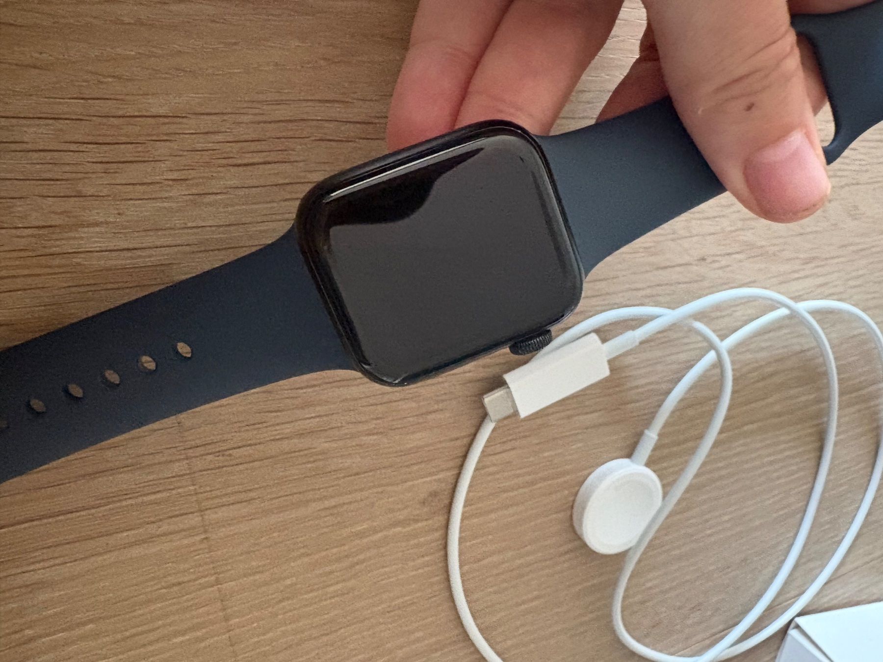 Apple Smartwatch: Apple Watch SE 40mm. – Usato da Meggen venduto da K.Rigert 3