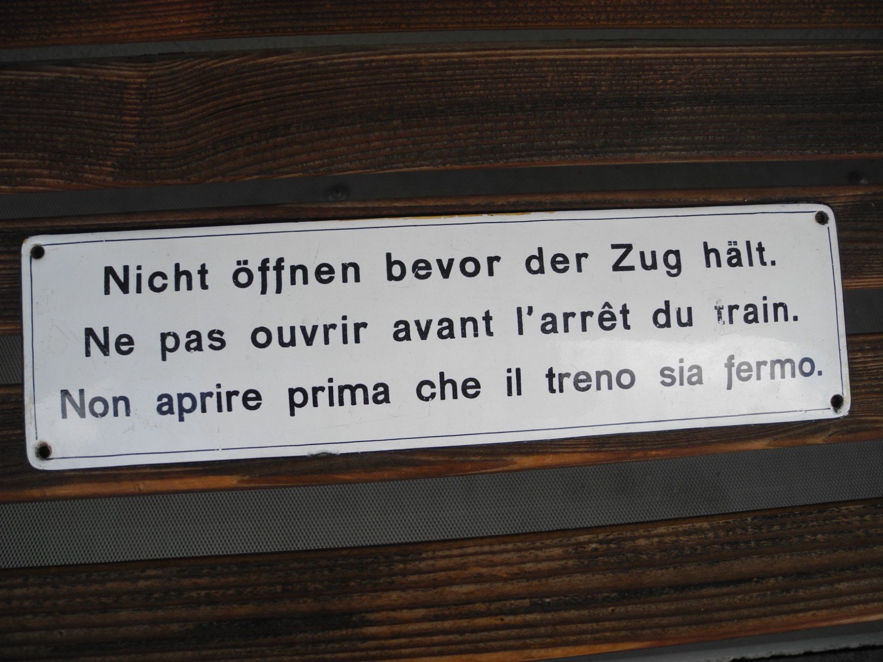 Insegne: ORIGINAL BAHNSCHILD – Usato da Reinach AG venduto da Huckleberrysix 3