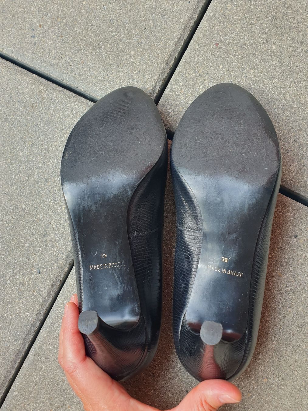 Scarpe da donna: Magnifiques escarpins Minelli. Taille 39 – Usato da Carouge GE venduto da bub_c8hk 3