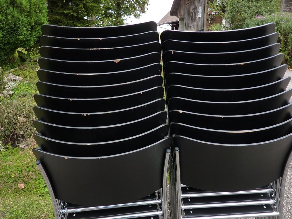 55 Stühle Dietiker ATRIO Seminarstühle Holzstühle stapelbar 10