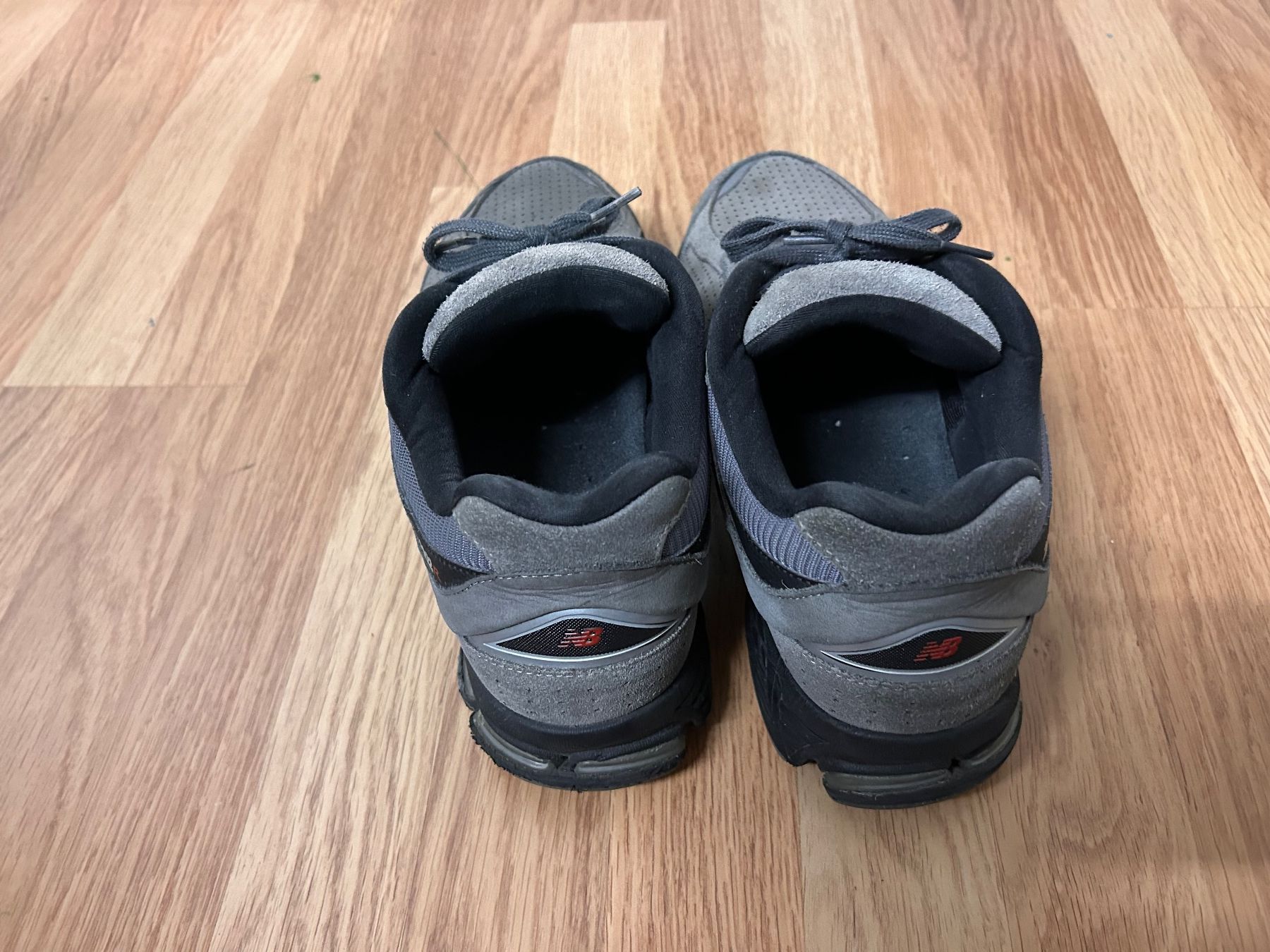 New Balance Scarpe da uomo: New Balance M2002REH Gr.44,5 – Usato da Birsfelden venduto da Pearl10 3