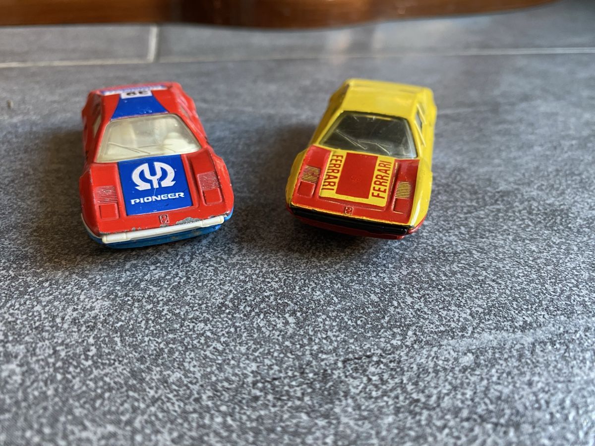 Ferrari Modellautos: Matchbox Ferrari Testarossa + Ferrari 308 GTB  – Gebraucht aus St. Margrethen SG von Alfista_159 7