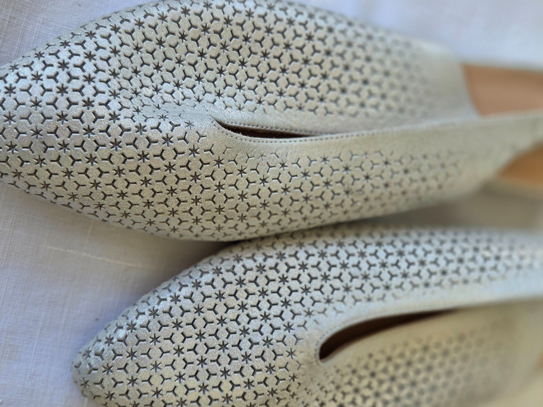 Scarpe da donna: silberner Slingpumps in Grösse 41 – Usato da Chur venduto da Babell 1