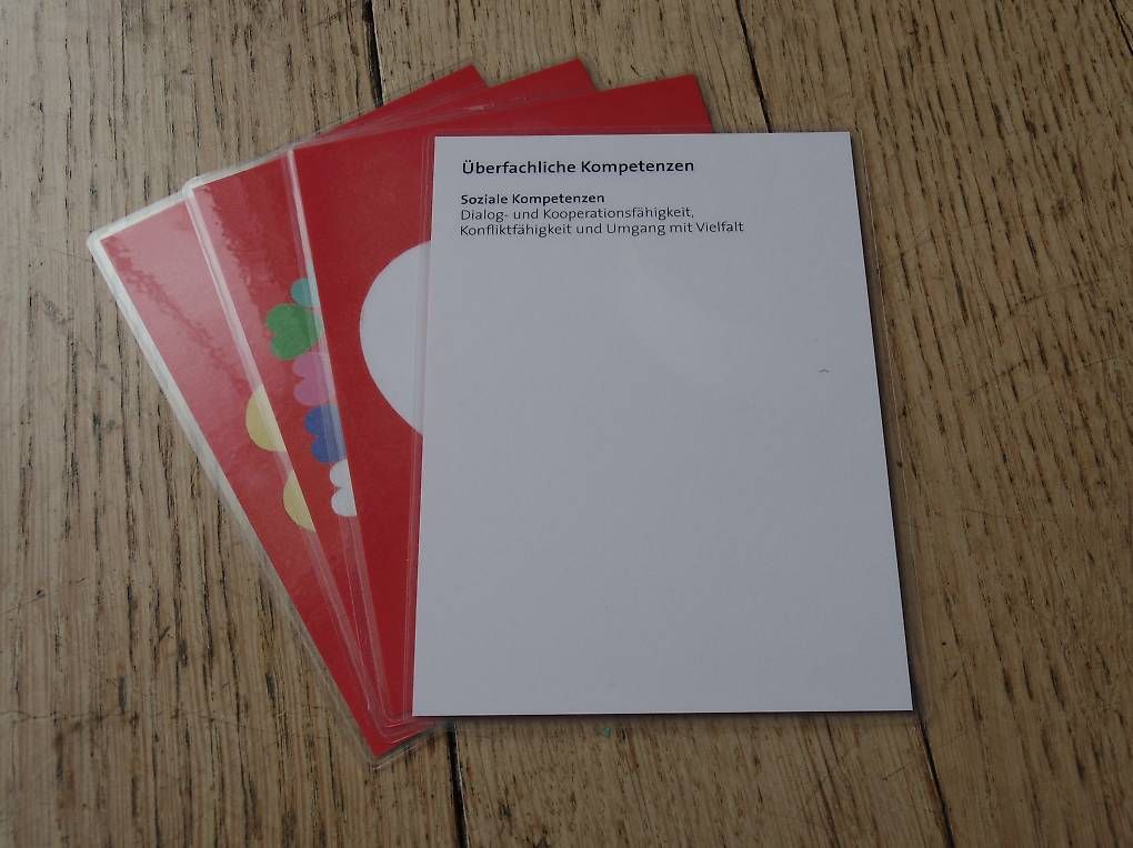 Karten: Lehrplan 21 Kompetenzkarten Set – Neu (gemäss Beschreibung) aus Bern von korpuskel 2