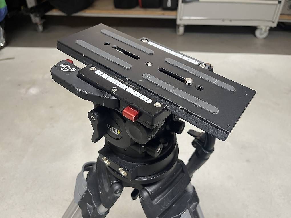 Videocamere: Miller Cinx 3 (bis 19kg) Cine Stativsystem – Usato da Zürich venduto da Steve_Zissou 2