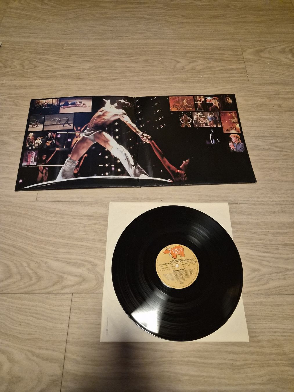 Dischi in vinile: Staying Alive - Bande Originale - Vinyle, – Usato da La Joux FR venduto da car_ck96 1