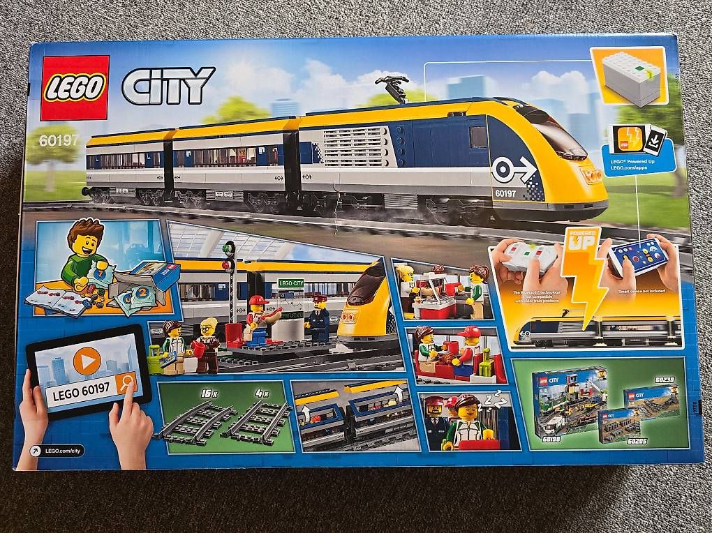 Lego Kit di costruzioni: Lego City Train - Set 60197 – Nuovo e nell'imballaggio originale da Oberglatt ZH venduto da fej_kj6q 1