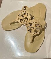 Tory Burch Sandalen vanillefarben - Gr. 37/7M - neuwertig