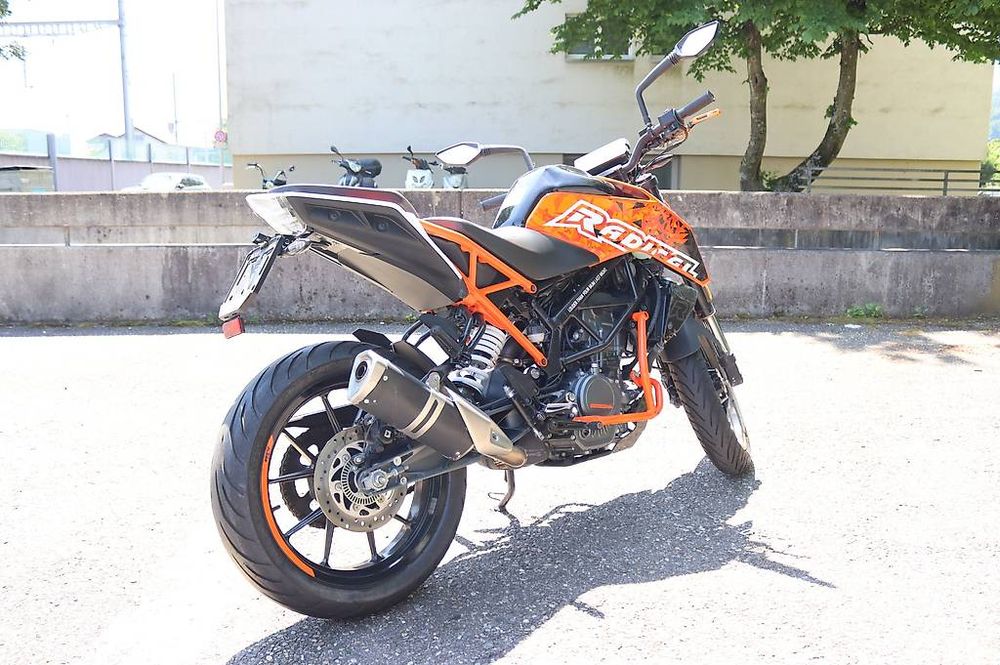 Strada: KTM Duke 125 – Usato da Frenkendorf venduto da _.Lowkey._ 3