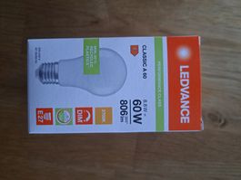10 Stück LEDVANCE LED Lampe, E27, warmweiss, neu und ovp