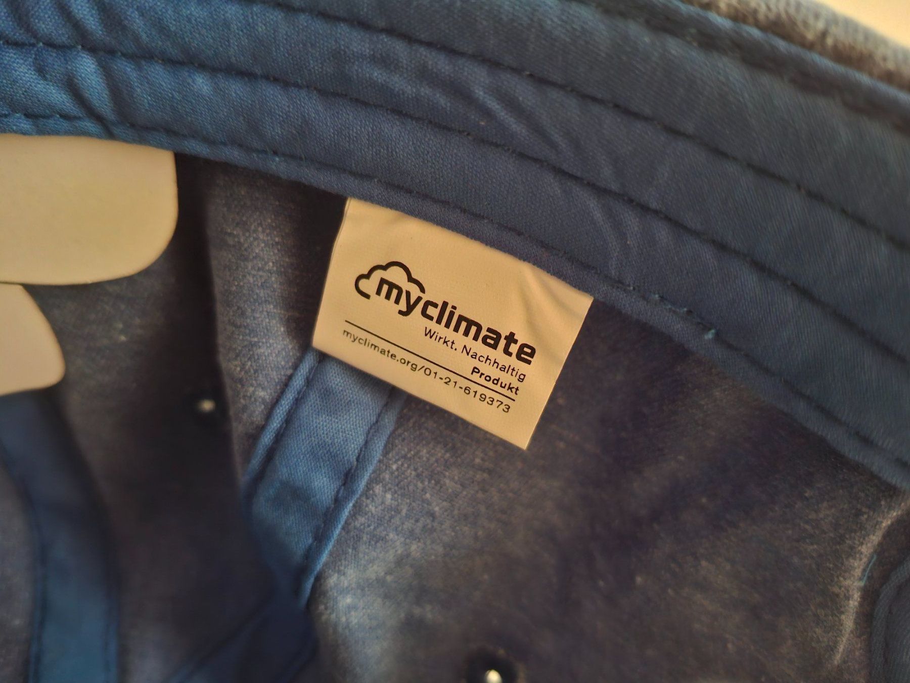 Hüte, Mützen & Caps: Cap  "Camel"  gestickt  Jeansstoff  blau   neu – Gebraucht aus Zürich von Daniel517 5