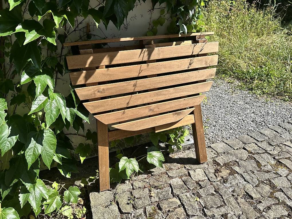 Tischset: Balkontisch mit 2 Stühlen – Gebraucht aus Aarau von von_8xns 4