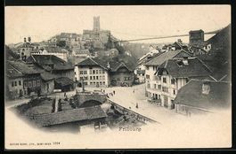 Fribourg, Blick auf einen Platz und zur 