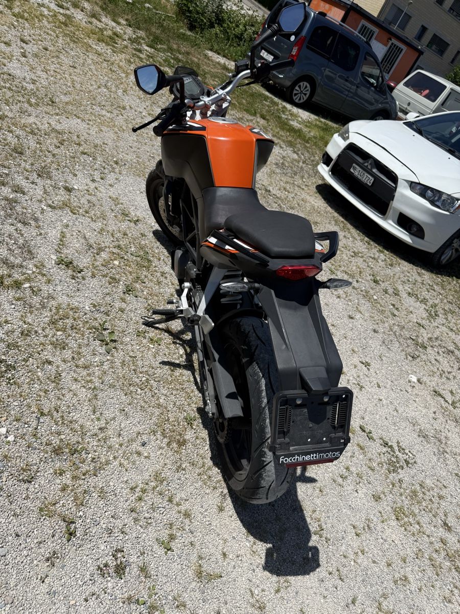 KTM Route: KTM duke 200 – D'occasion à St-Aubin-Sauges par sho_z9vr 1
