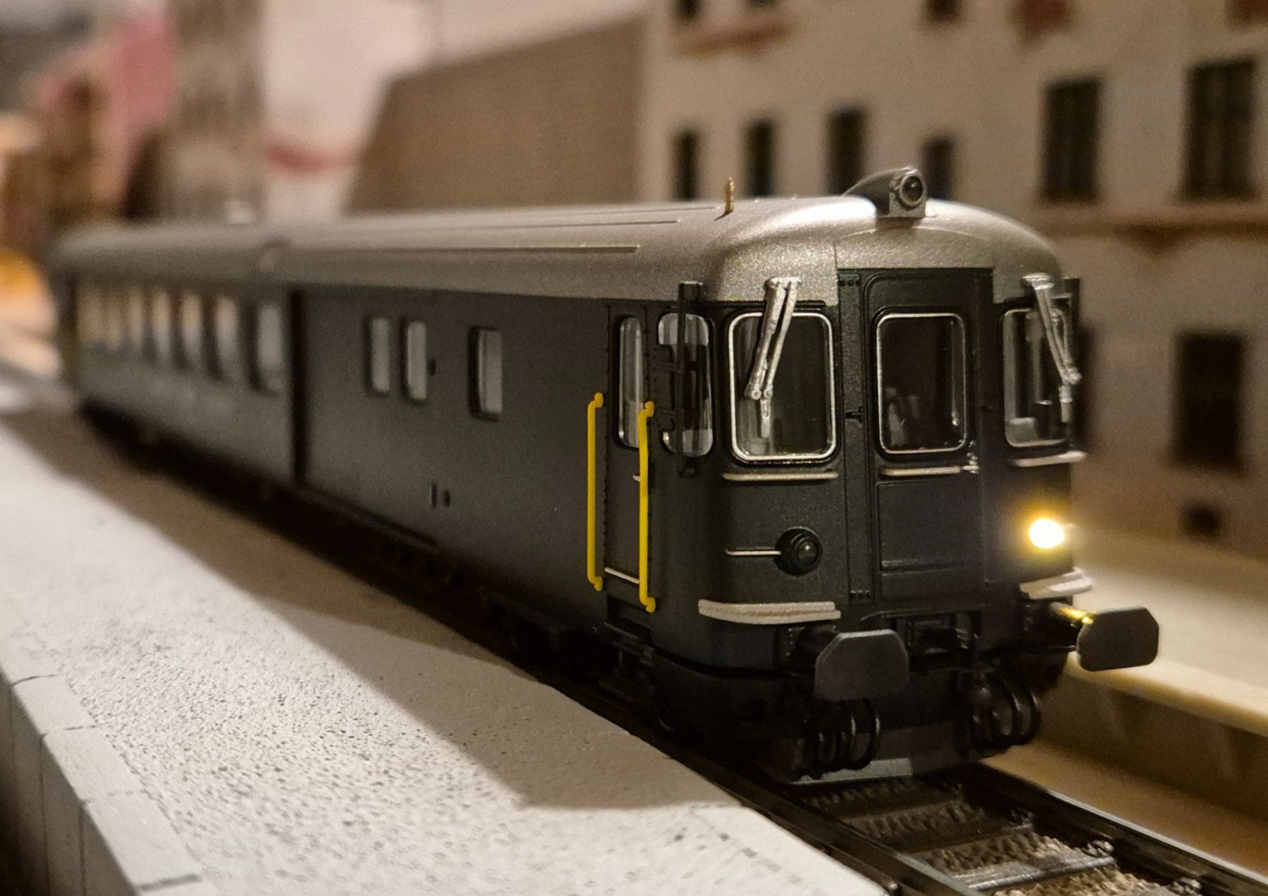 Piko Modelleisenbahnen: Piko SBB BDt EW II Digital – Neu (gemäss Beschreibung) aus Wittenwil von ced_q8j7 7