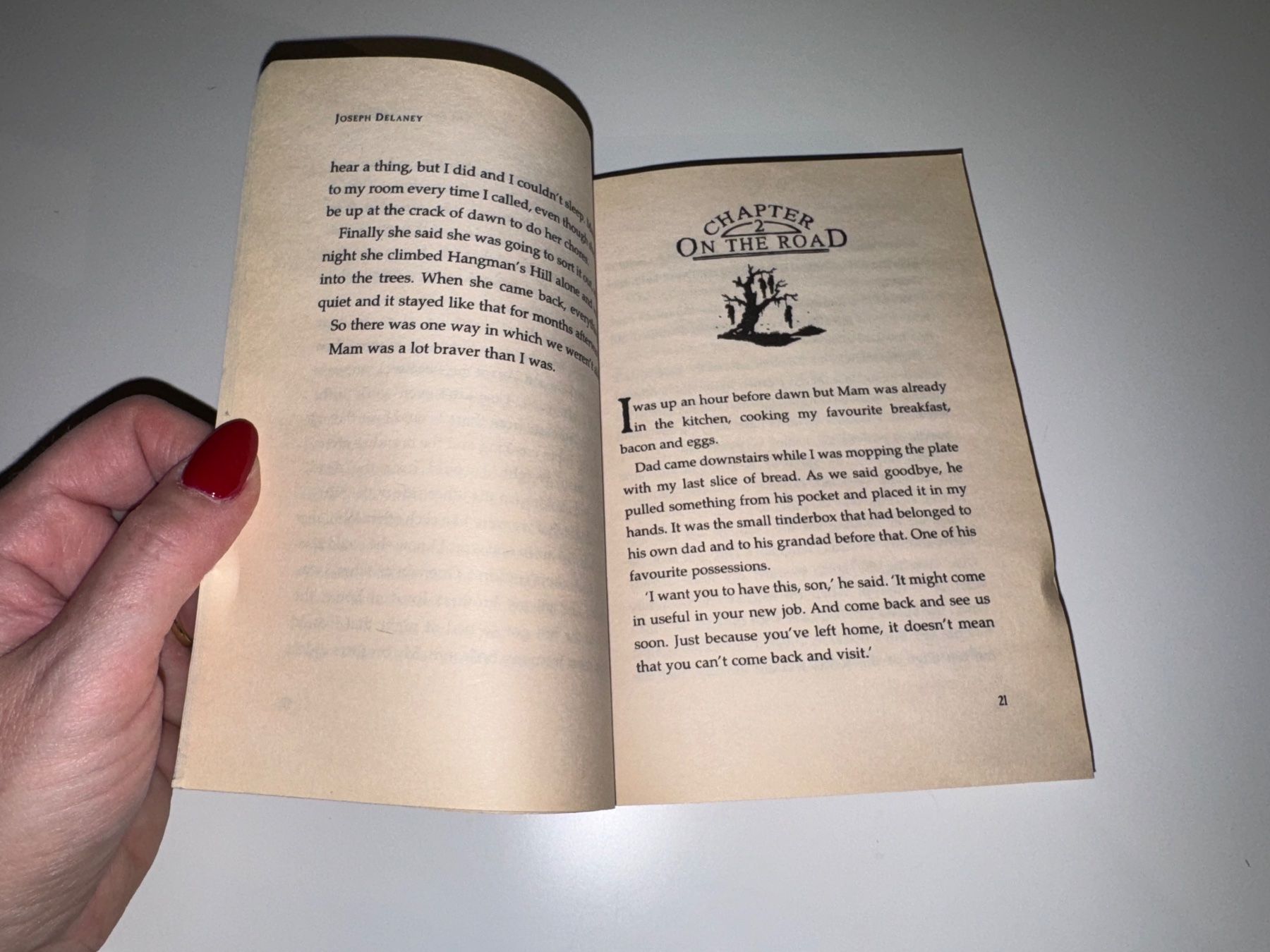 Libri: NOVEL: Joseph Delaney, The spook`s apprentice – Usato da Grosswangen venduto da English_books 4