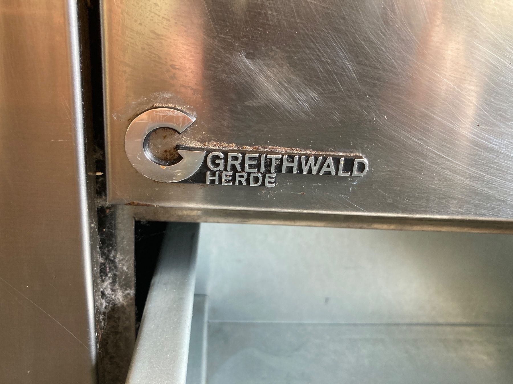 Tiba Cucine: TIBA Herd von Greithwald – Usato da Kerns venduto da cyro7777 5