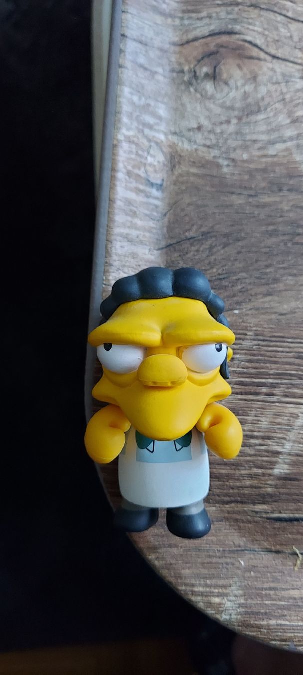 Figuren: Kidrobot Moe – Gebraucht aus Luzern von 71memory
