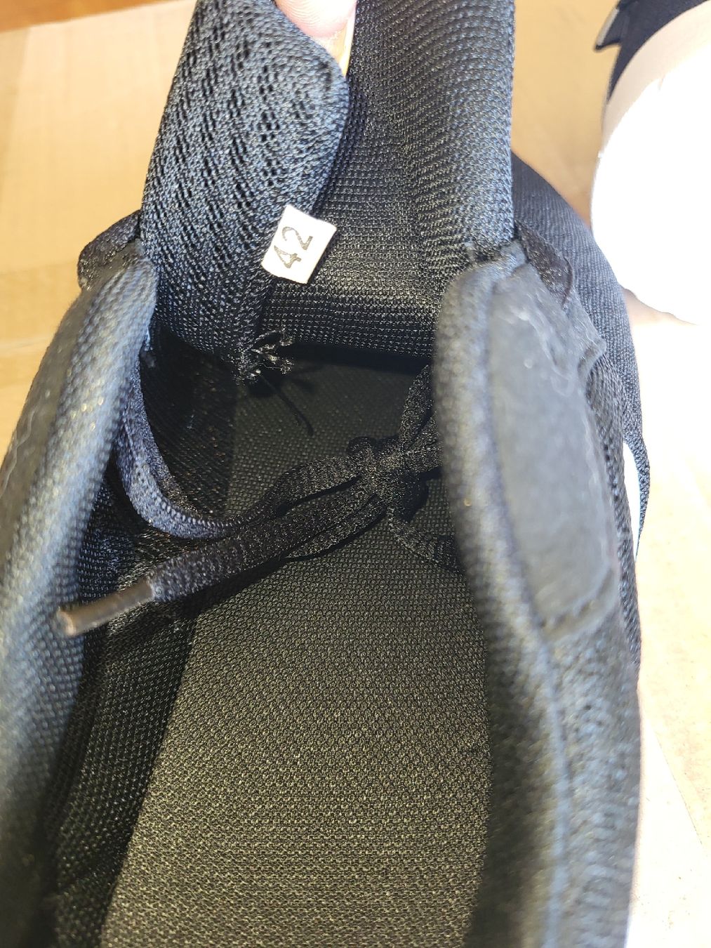 Herrenschuhe: Turnschuhe schwarz Grösse 42 neu – Neu (gemäss Beschreibung) aus Riniken von Daisy91 2