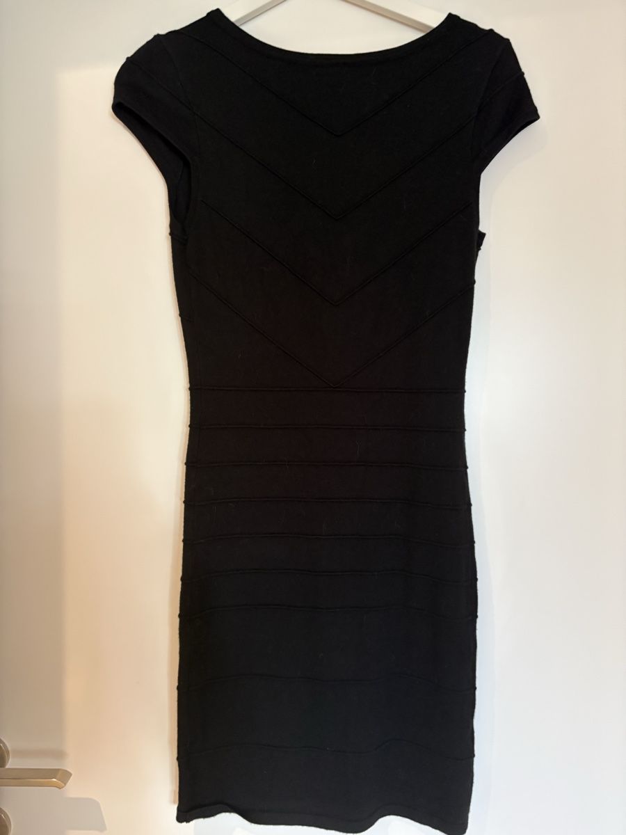 Guess Vestiti: Guess Kleid schwarz Grösse S  – Nuovo (secondo la descrizione) da Güttingen venduto da Aberni81 2