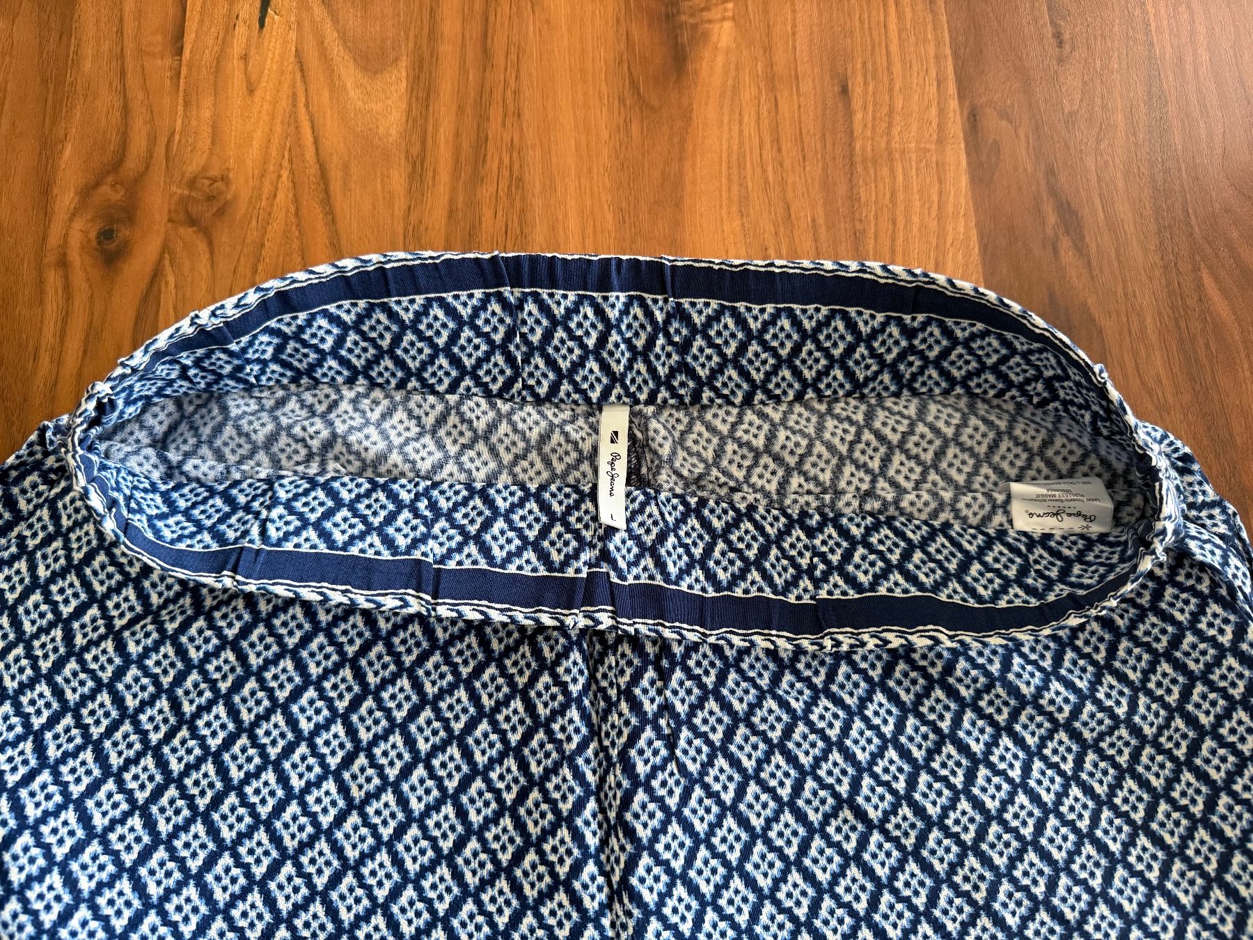 Pepe Jeans Pantaloni: Hose von Pepe Jeans – Nuovo (secondo la descrizione) da Lohn-Ammannsegg venduto da nde_tx52 7