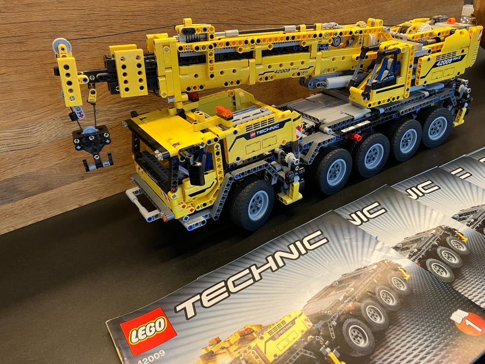 Best HD Pictures about  Lego Technic Schwerlastkran  with No AI Images