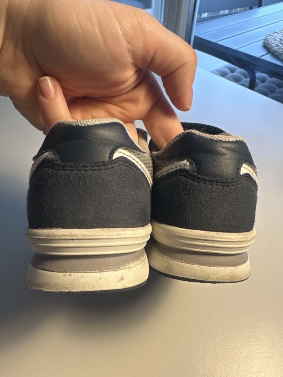 Elefanten Schuhe für Jungen: Elefanten Sneakers - Grösse 28 – Gebraucht aus Zürich von KrisZH 2