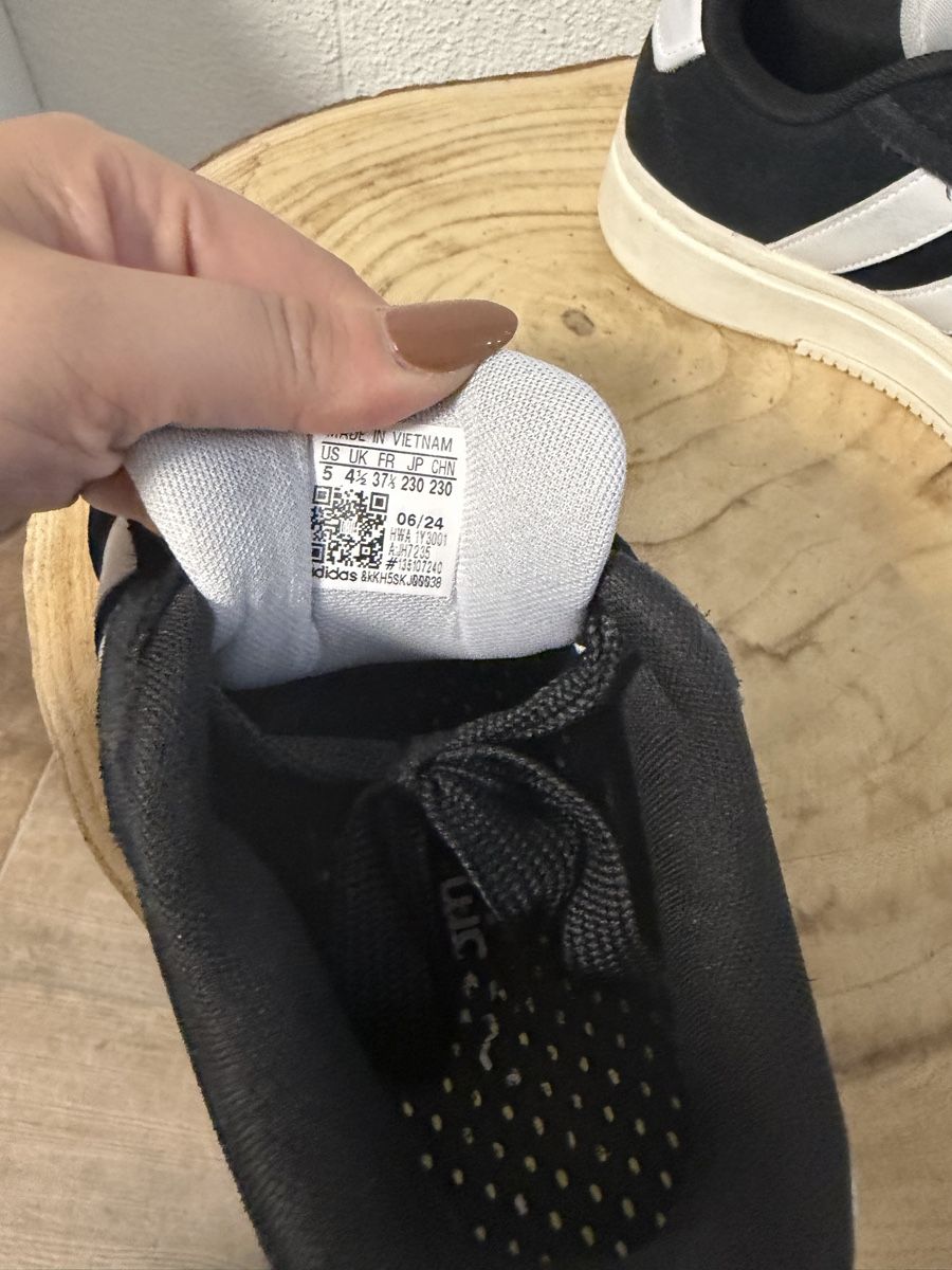 Adidas Scarpe da uomo: Adidas Campus Schwarz/Weiss Gr. 37.5 – Usato da Hägglingen venduto da Raff_Ella 5