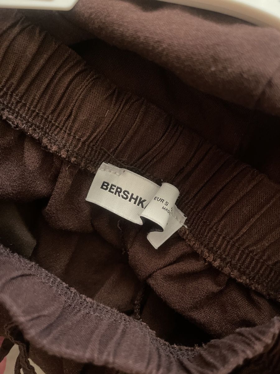 Bershka Pantaloni: Sommerliche Leinenhose  – Nuovo (secondo la descrizione) da Uzwil venduto da noe_9f9c 2