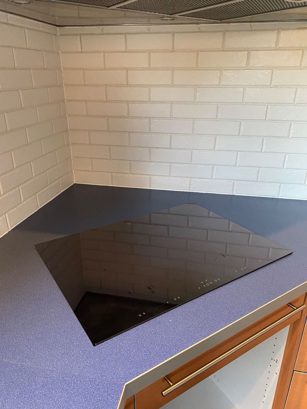 V-Zug Cucine: Plan de cuisson induction VZug 70cm – Usato da Estavayer-le-Lac venduto da sch_r7cf 1