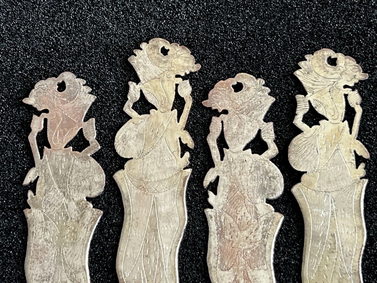 Altre raccolte & rarità: Asien Vintage Silber/Versilbert Lesezeichen /Papiermesser  – Usato da Moehlin venduto da Balirain 1