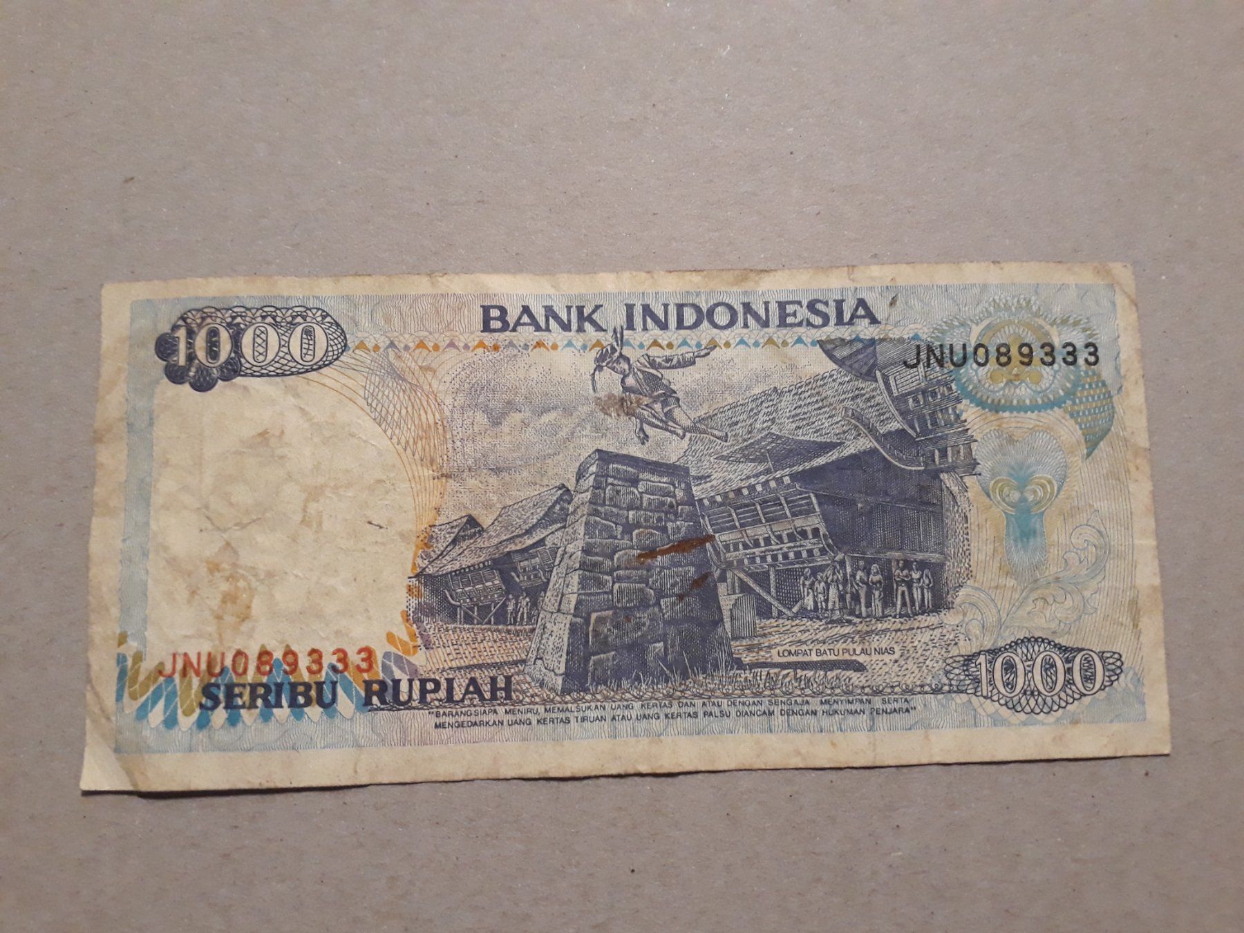 Banconote: INDONESIEN - 2x 1000 Rupiah 1992 s-ss – Usato da Wichtrach venduto da LuckyLuke69 2