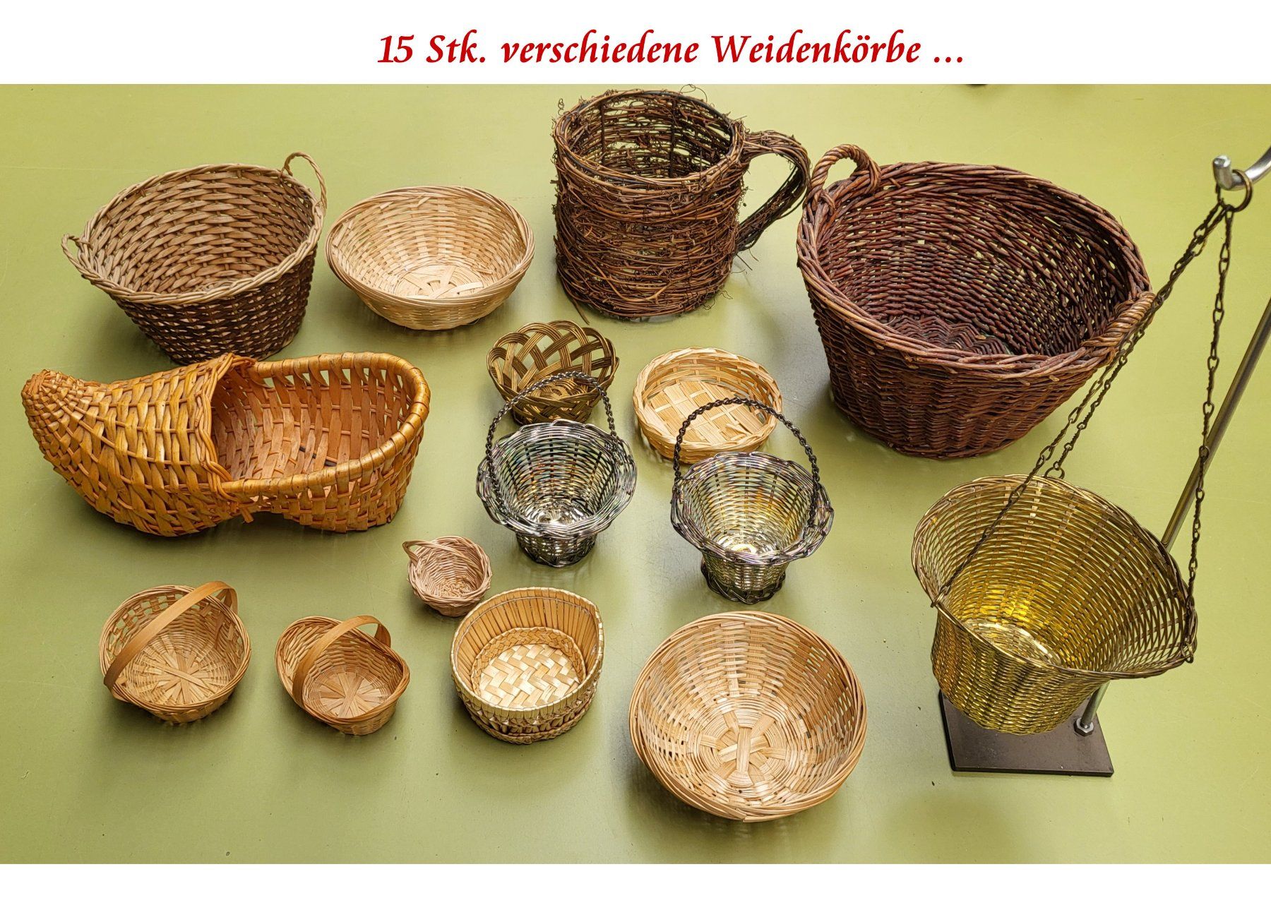 Autres articles pour la maison: Korb-Set 15 Stk. klein / davon 2 Stk. mit versilbertem Draht – D'occasion à Linden par Mb2bb