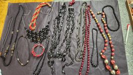 Schmuck Konvolut geisse Sammlung  rot /schwarz
