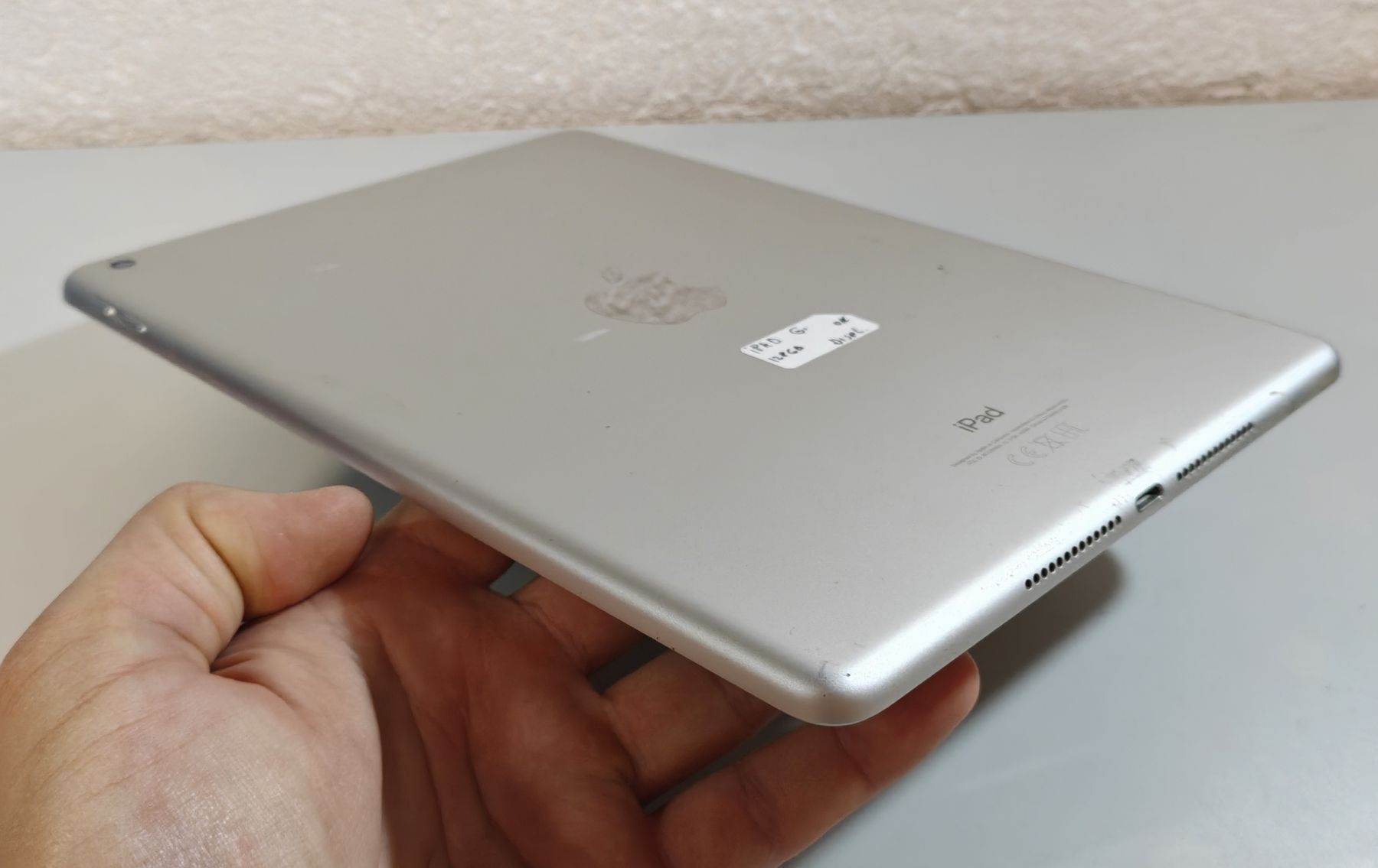 Apple Tablettes PC: iPad 6-te Generation  – D'occasion à Ehrendingen par Rocky985 3