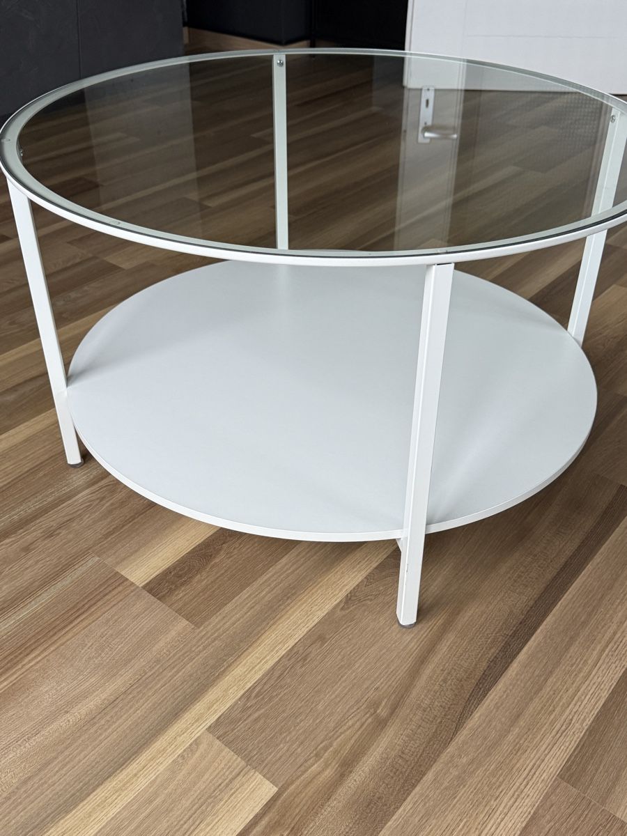 Ikea Tavoli: Salontisch Weiss | Glasscheibe – Usato da Biberist venduto da Ce_Jo