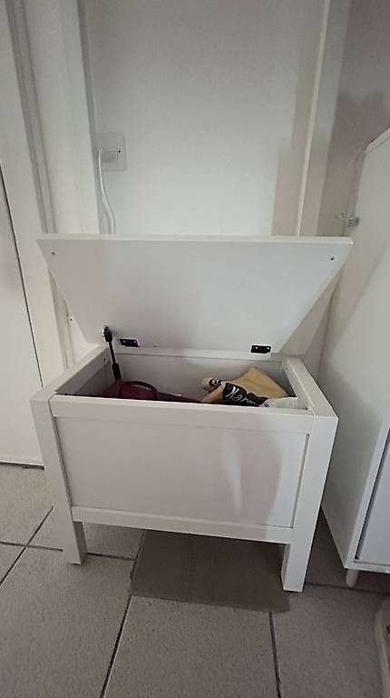 Guardaroba: IKEA wardrobe in white – Usato da Genève venduto da Noemie.wrmsi 2
