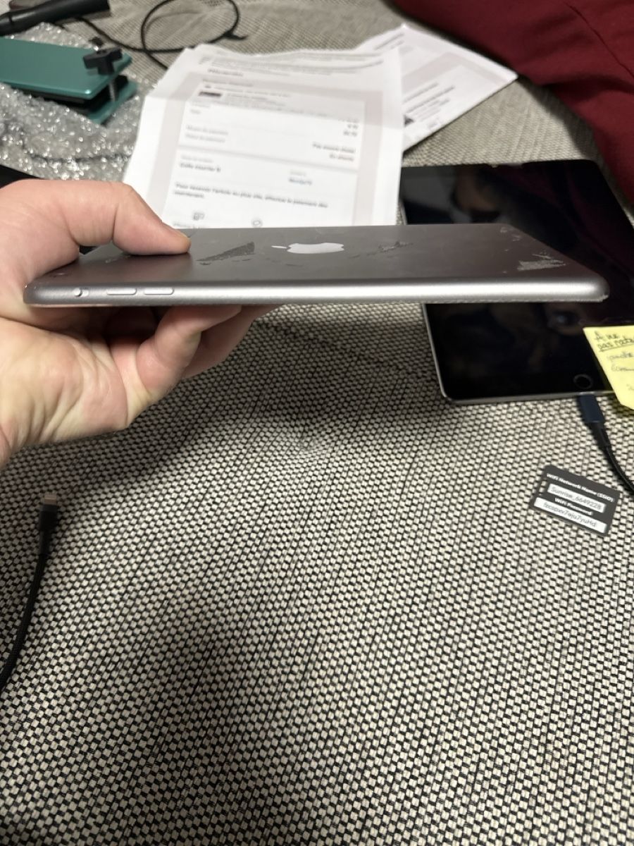Apple Tablet PC: iPad Mini A1432 Black – Difettoso da Payerne venduto da Kikas 6