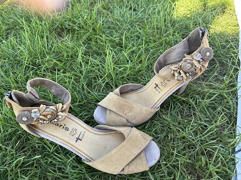 Scarpe da donna: Damen Leder Schuhe Gr. 39 / Tamaris – Usato da Neukirch / Egnach venduto da ros_vht6 2