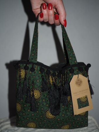 Handtasche aus Shwe Shwe Stoff (Südafrika)