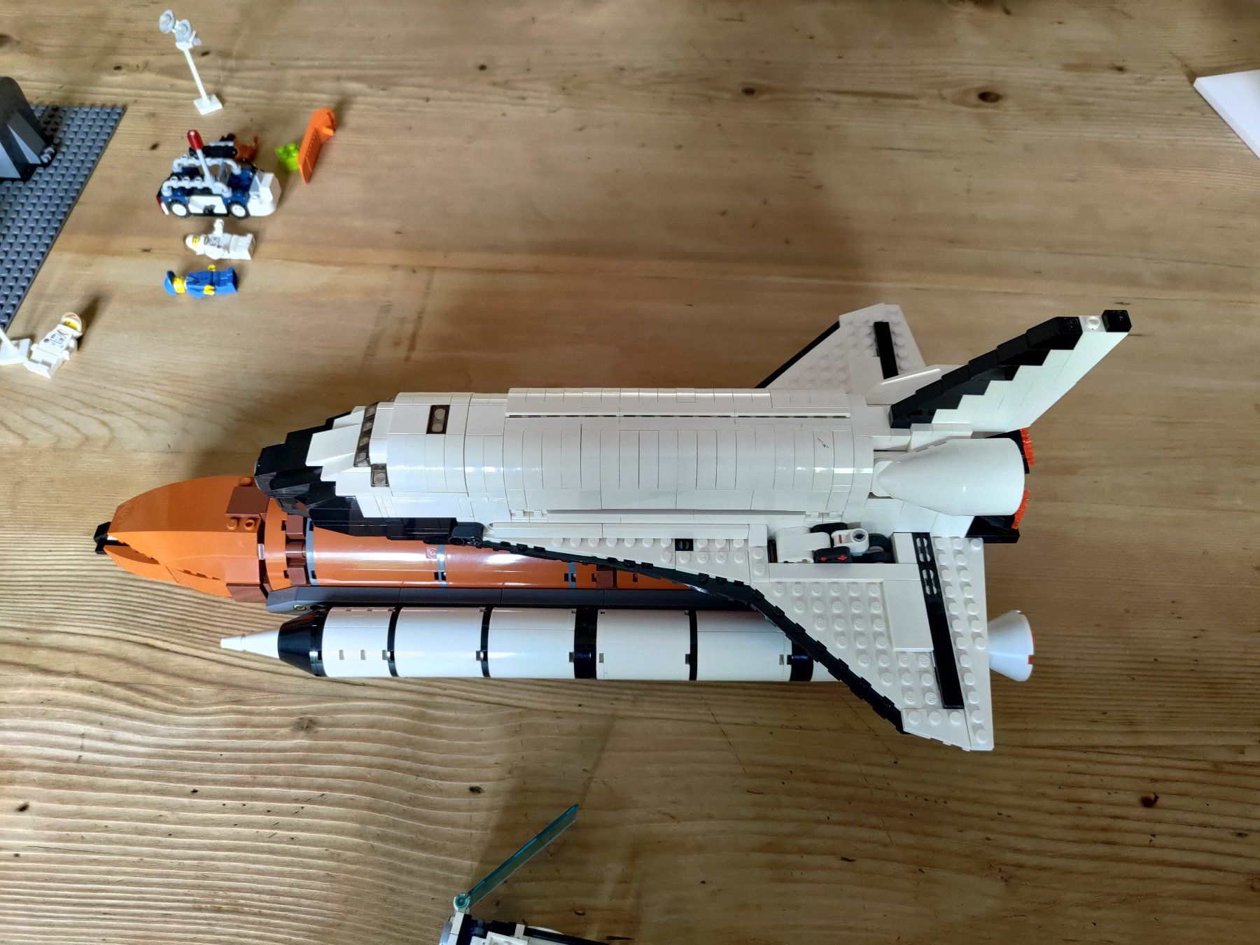 Lego Giocattoli: LEGO Space Shuttle 10231 – Usato da Nänikon venduto da Chutimon 3
