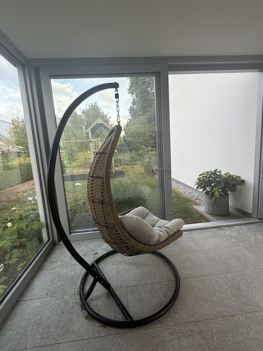 Interio Poltrone pensili da giardino: Hängesessel mit Kissen – Usato da Rheinfelden venduto da fio_2kpc 1