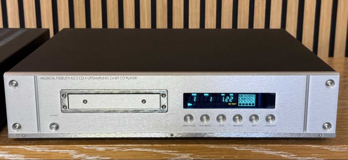 Musical Fidelity Lettore multimediale & Streamer: Musical Fidelity A3.2 24bit CD-Player – Usato da Ebertswil venduto da audivero