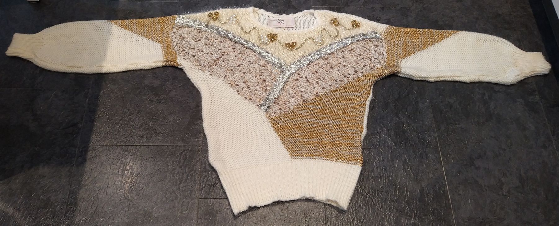 Maglioni & Felpe: Pullover Damen Gr. 38 weiss/meliert – Nuovo (secondo la descrizione) da St. Gallen venduto da Patrizia0711