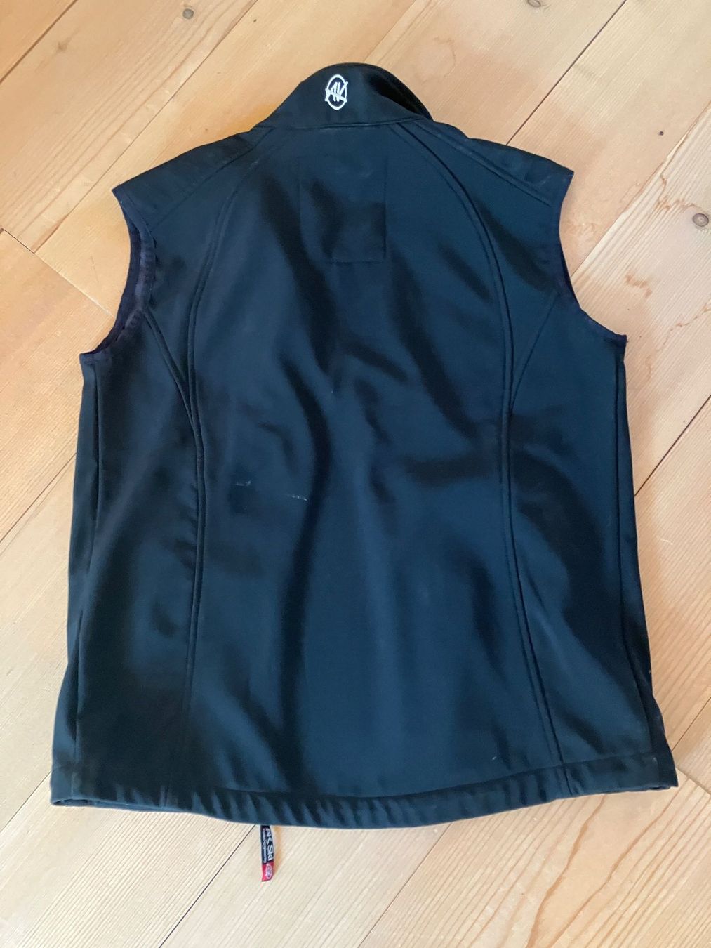 Gilets & Westen: AK Ski Softshell Gilet Schwarz, Grösse XS – Gebraucht aus Boltigen von emolaki 1
