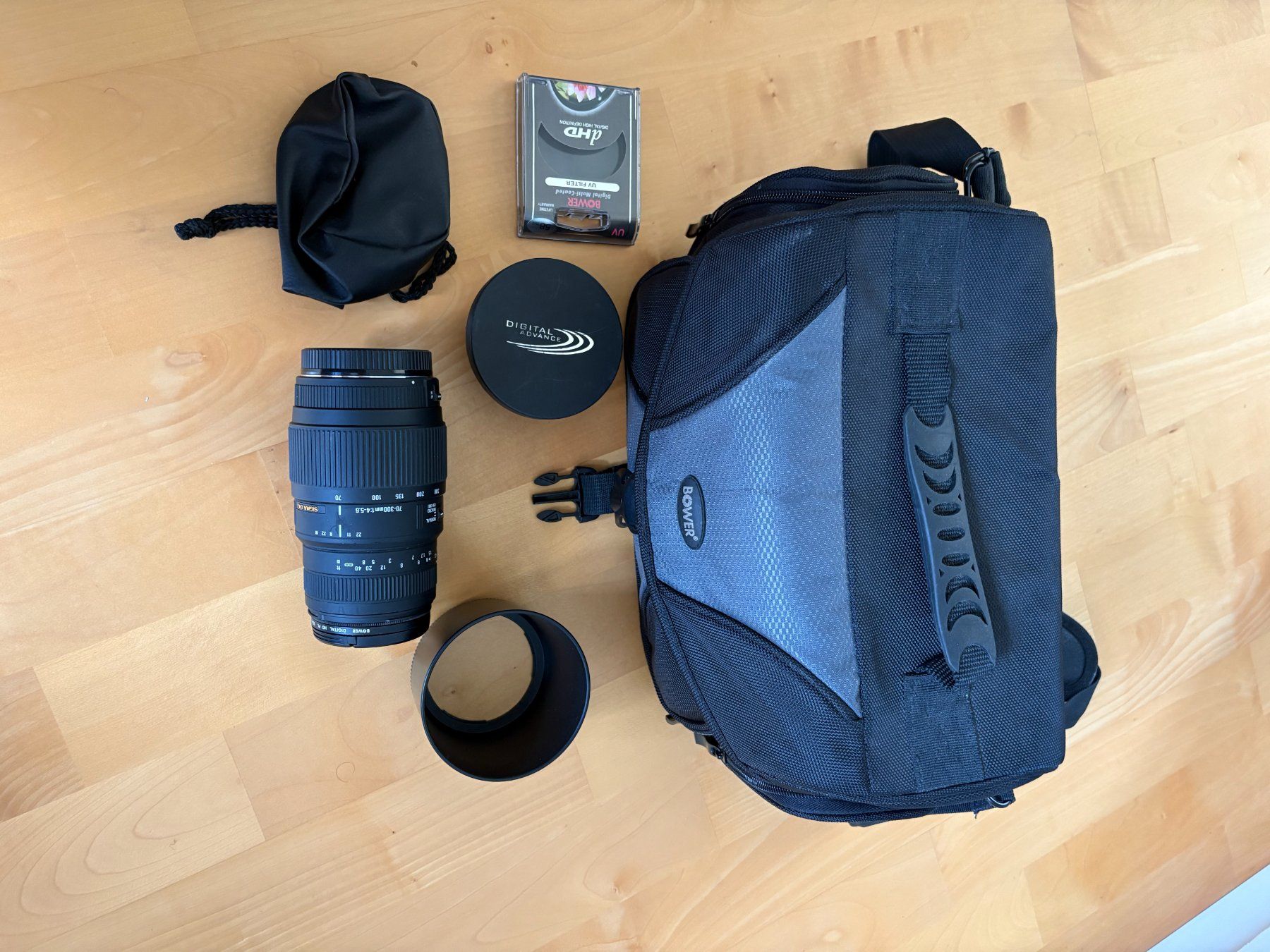 Sigma Objektive: Sigma Objektiv 70-300mm + Macro Objektiv + Tasche – Gebraucht aus Itingen von MrLuc