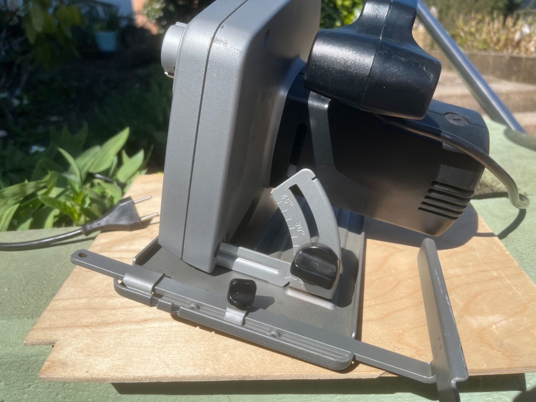 Seghe: Handkreissaege 1500 Watt  Black & Decker – Usato da Magden venduto da Hornet2 7